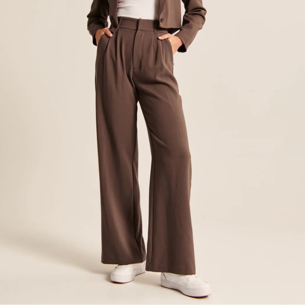 NWT Daisy Grace Wide Leg Trousers Mocha S